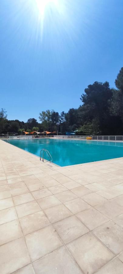 Bel Appartement Avec Piscine Proche Des Plages Six-Fours-les-Plages Exterior photo
